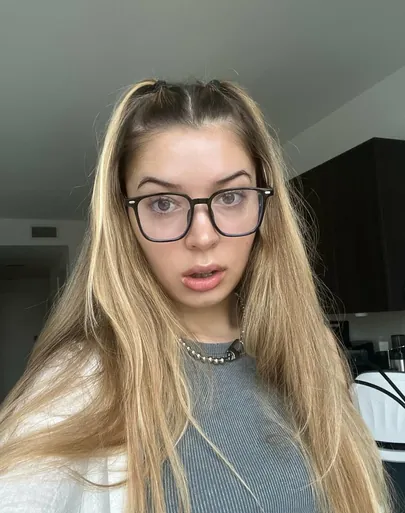 Izzy shawllows
