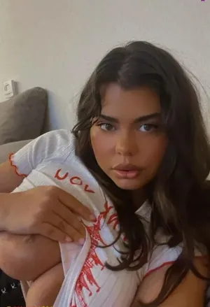 Mia Carolina photo 1