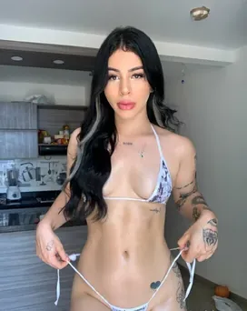 Sarah Montufar photo 4