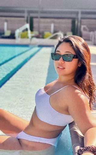 Reyna / rocketreyna