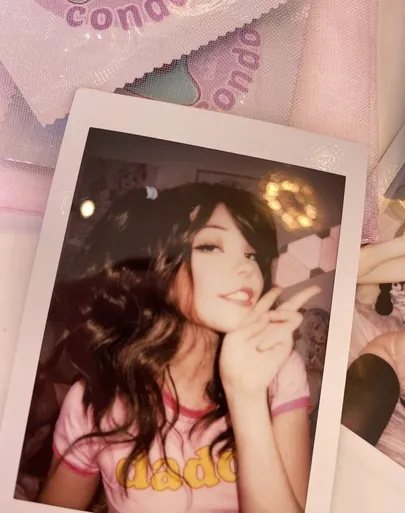 Belle Delphine photo 4