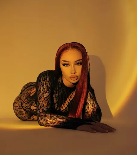 Auhneesh Nicole photo 4
